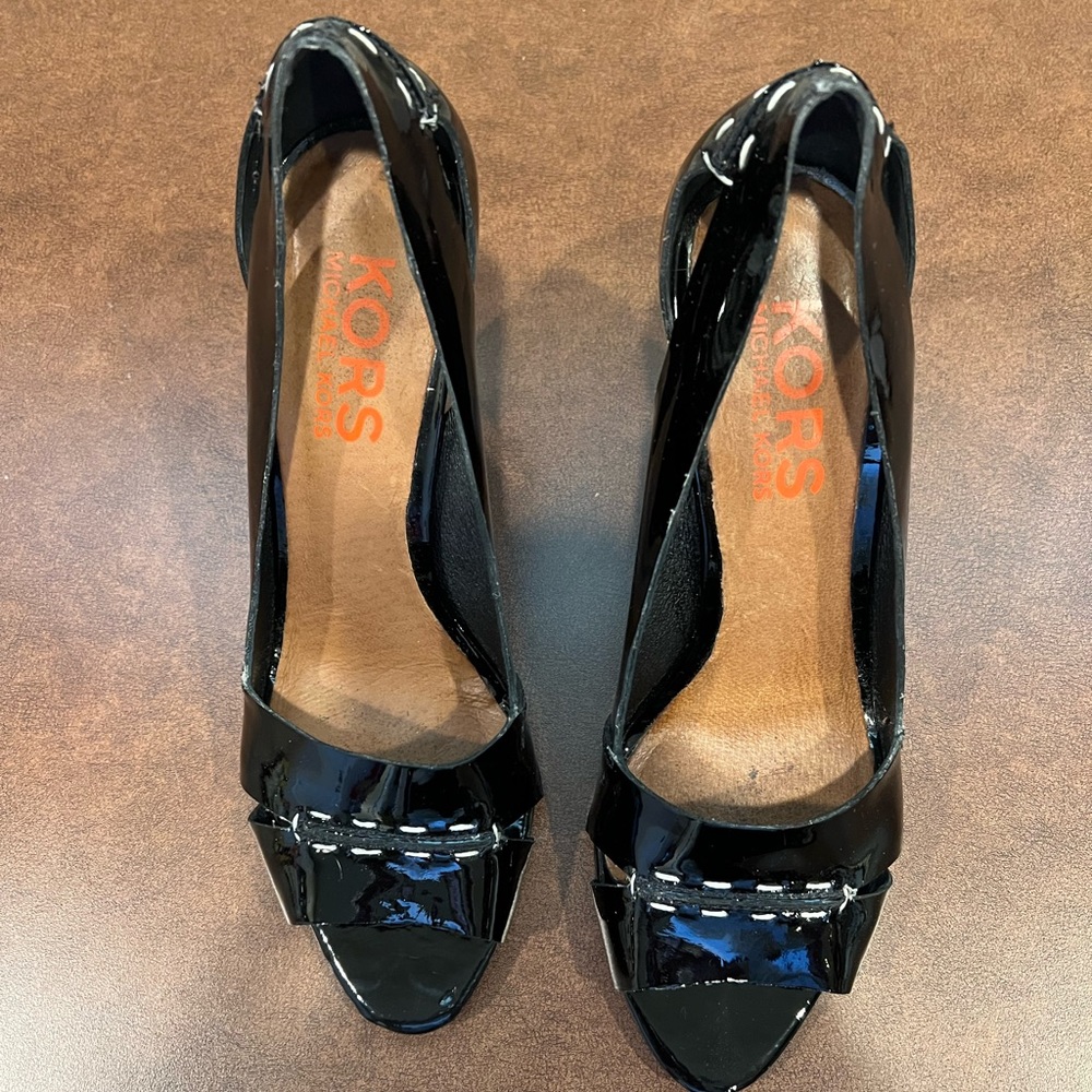 Michael Kors Open Toe Pump